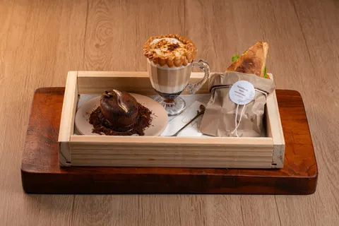 Combo do Pé de Café na Unni Café
